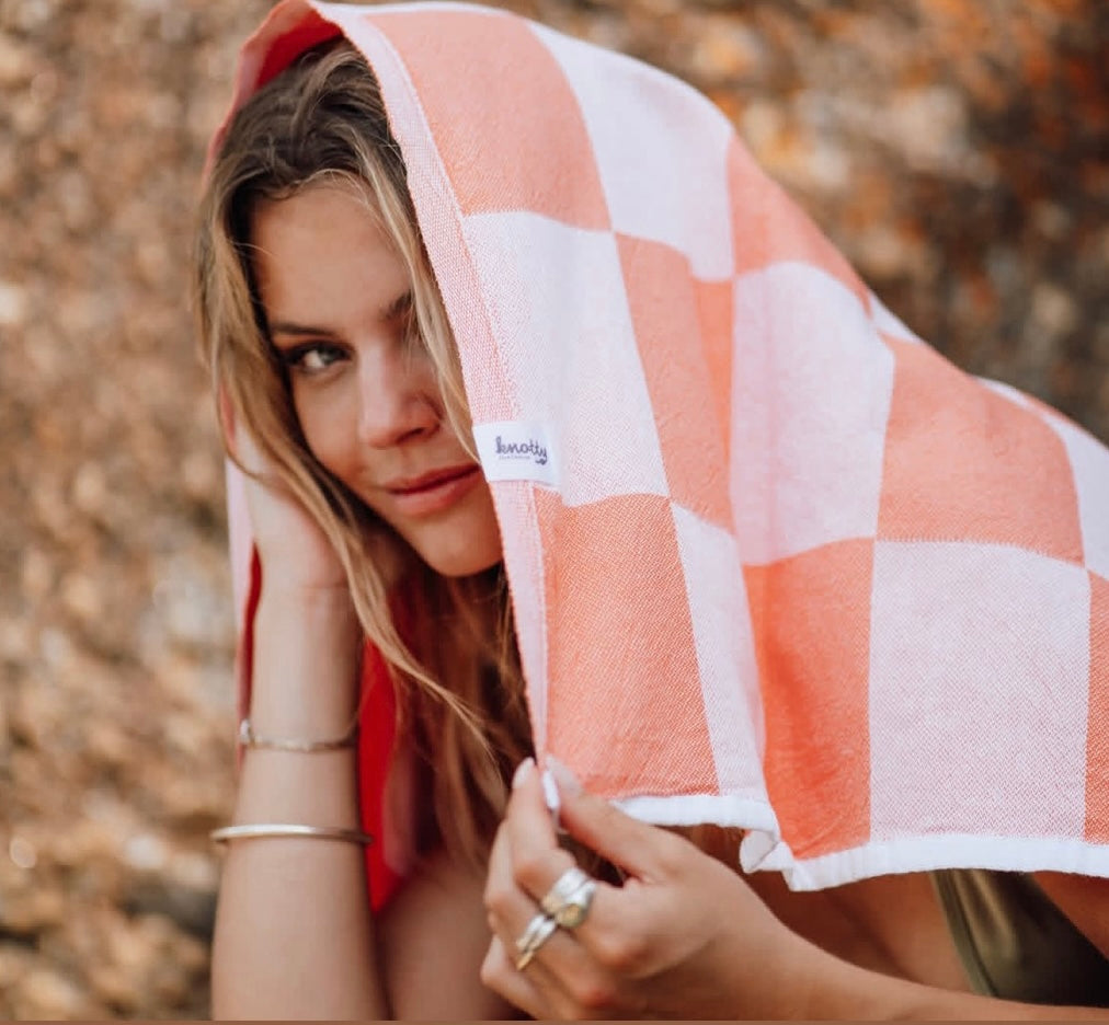 Knotty Gambit Turkish Towel